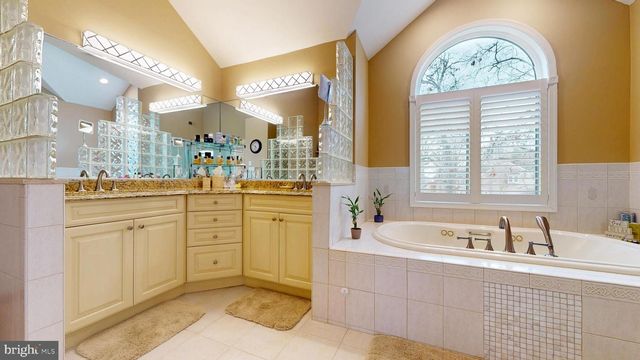 500 DUSTY LN, Linwood, NJ 08221
