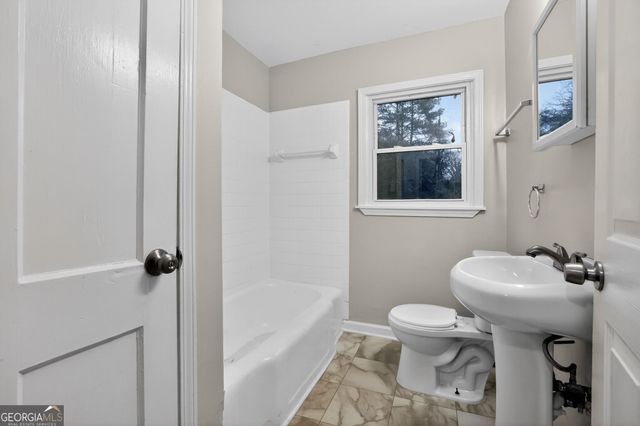 2751 Glenvalley Drive, Decatur, GA 30032