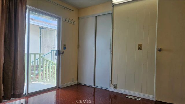 15141 Beach 43, Midway City, CA 92655