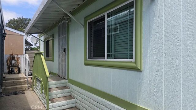 15141 Beach 43, Midway City, CA 92655
