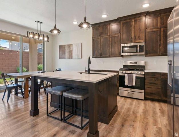 4589 S SOPHIA LN, Washington, UT 84780