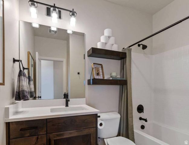 4589 S SOPHIA LN, Washington, UT 84780