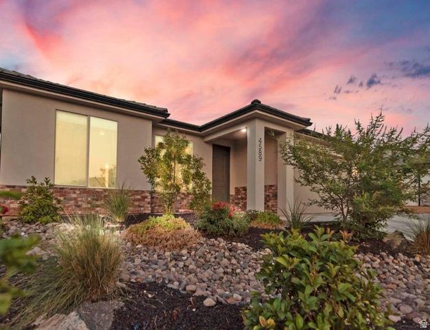4589 S SOPHIA LN, Washington, UT 84780