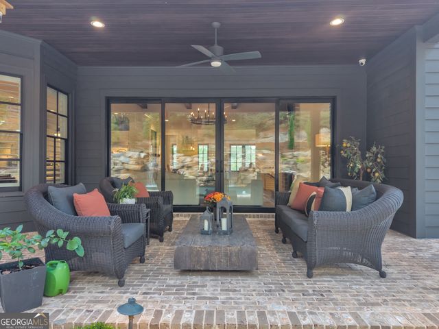 765 Foxhollow Run, Milton, GA 30004