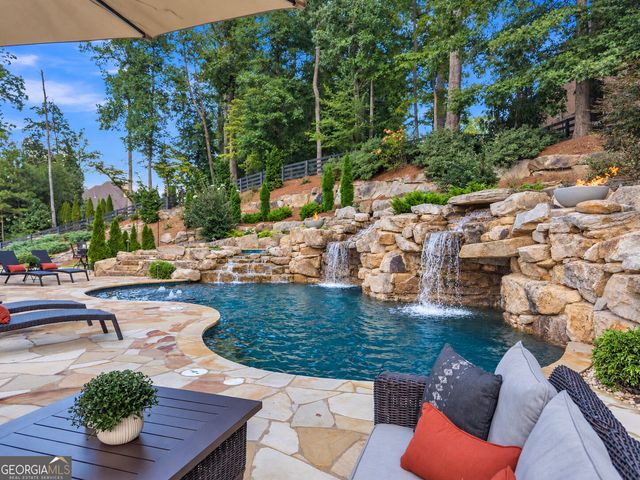 765 Foxhollow Run, Milton, GA 30004