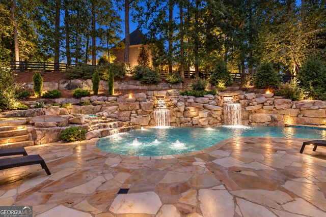 765 Foxhollow Run, Milton, GA 30004