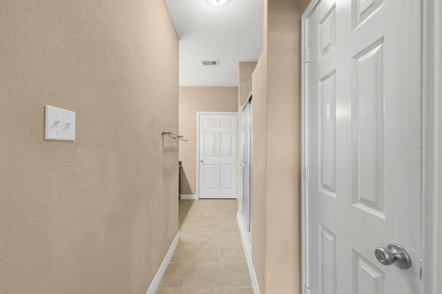 2906 Anita B, Houston, TX 77004