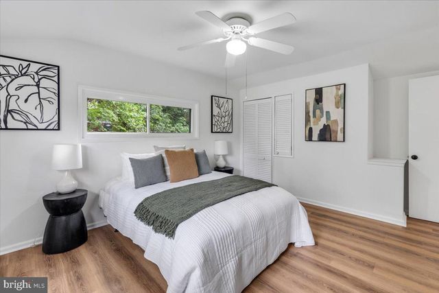 4527 ROUNDHILL RD, Alexandria, VA 22310