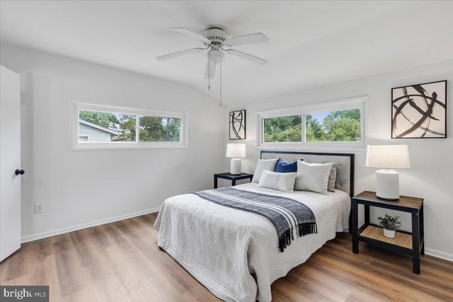 4527 ROUNDHILL RD, Alexandria, VA 22310
