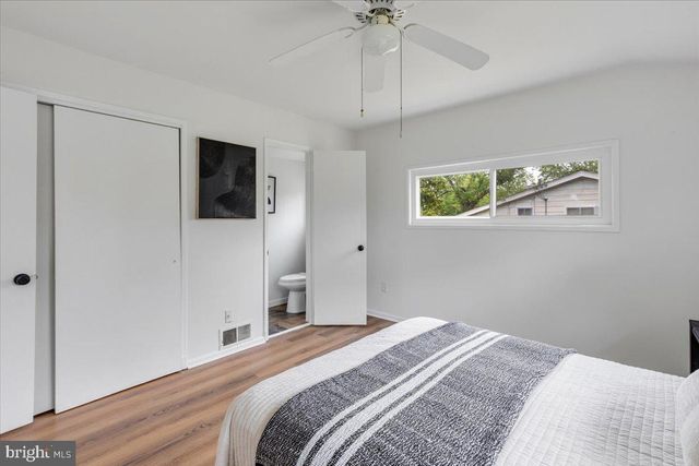 4527 ROUNDHILL RD, Alexandria, VA 22310