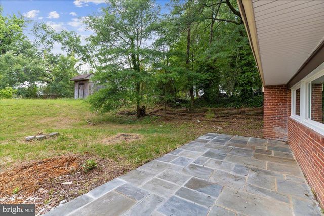 4527 ROUNDHILL RD, Alexandria, VA 22310