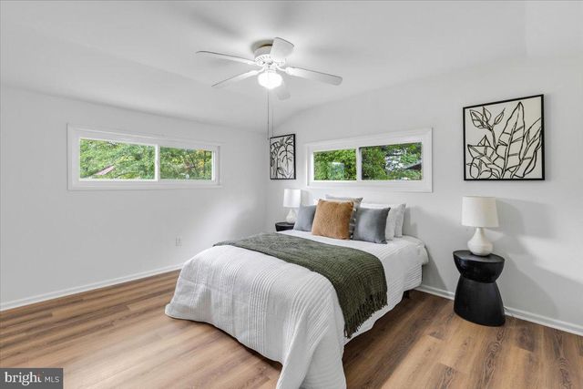 4527 ROUNDHILL RD, Alexandria, VA 22310