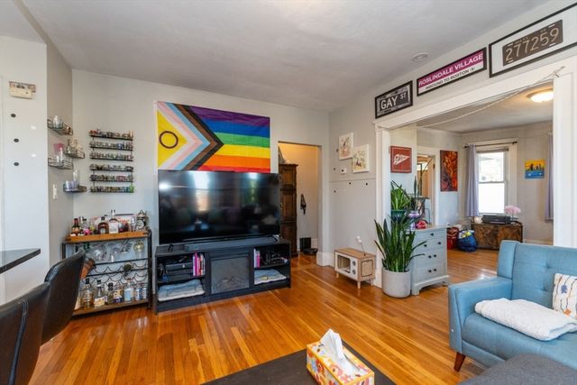 4464-4468 Washington St, Boston, MA 02131