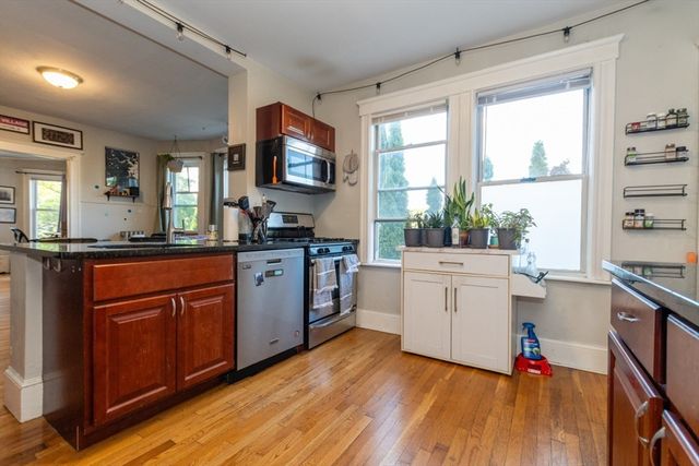 4464-4468 Washington St, Boston, MA 02131