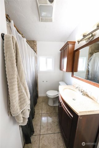 532 S Grand Drive, Moses Lake, WA 98837