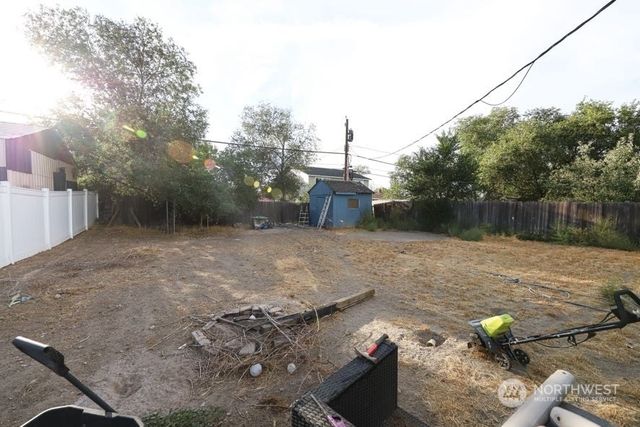 532 S Grand Drive, Moses Lake, WA 98837