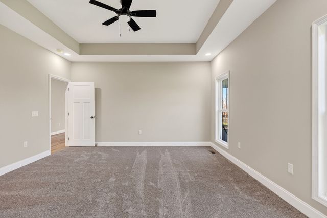 3480 Plantation Dr, Cookeville, TN 38506