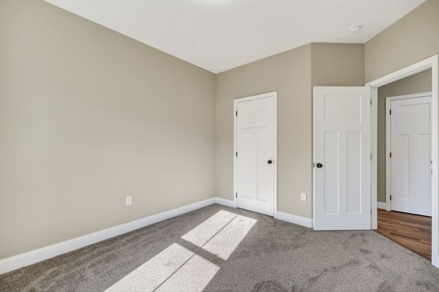 3480 Plantation Dr, Cookeville, TN 38506