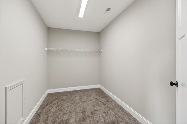 3480 Plantation Dr, Cookeville, TN 38506