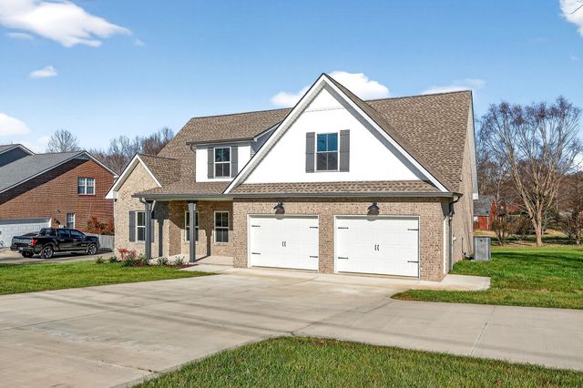 3480 Plantation Dr, Cookeville, TN 38506