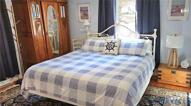 459 Willow Ln, Topping, VA 23169