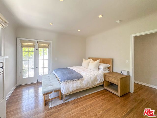 345 Westbourne Drive, Los Angeles, CA 90048