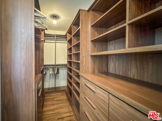 345 Westbourne Drive, Los Angeles, CA 90048