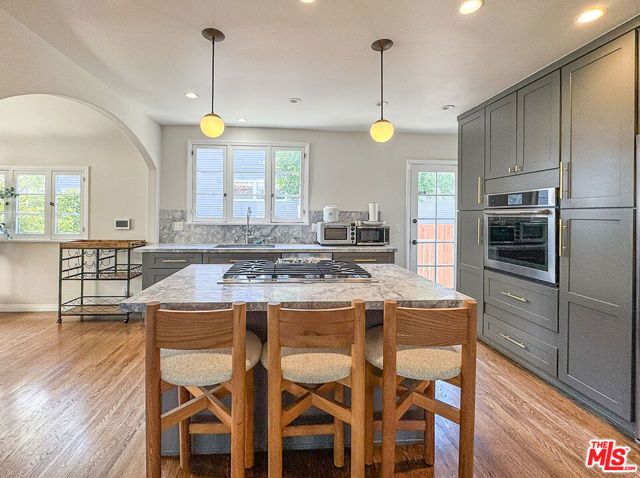 345 Westbourne Drive, Los Angeles, CA 90048