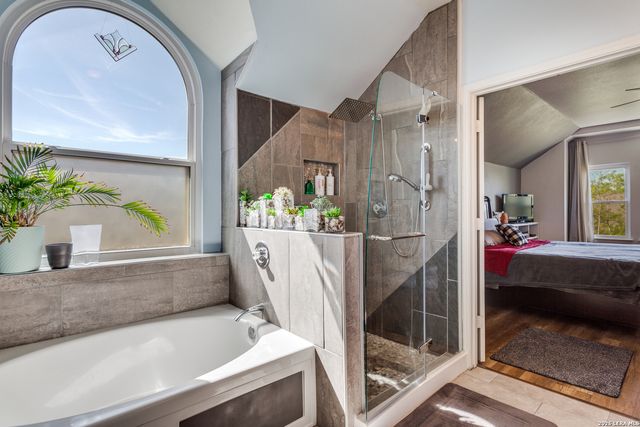 21125 Las Lomas, San Antonio, TX 78258