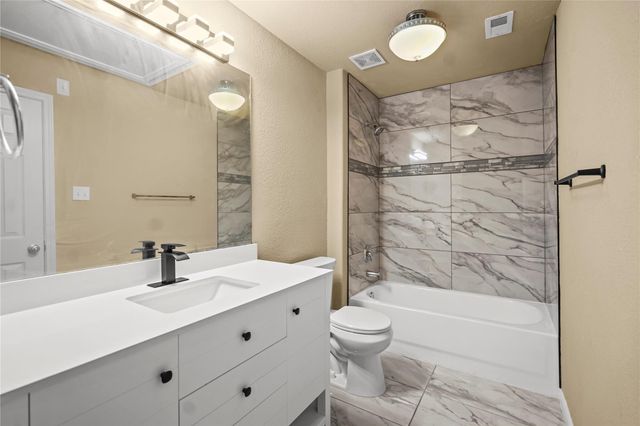 2306 Scarlatti Drive, Pearland, TX 77581