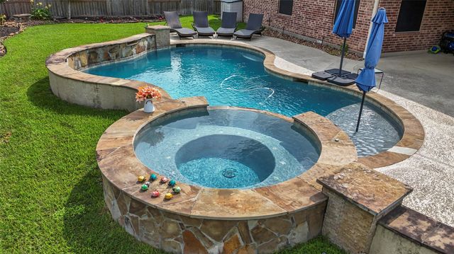 2306 Scarlatti Drive, Pearland, TX 77581