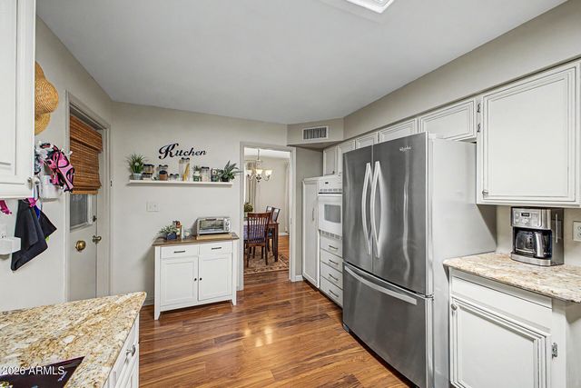 6619 E ELLIS Street, Mesa, AZ 85205