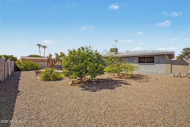 6619 E ELLIS Street, Mesa, AZ 85205