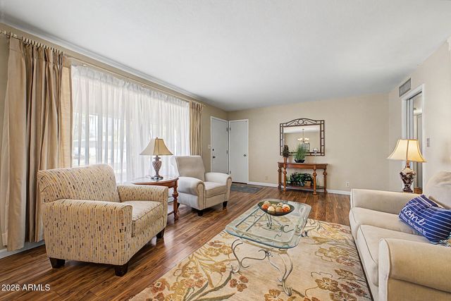 6619 E ELLIS Street, Mesa, AZ 85205