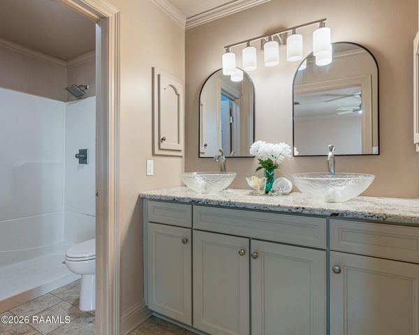 113 Weeks Drive, Youngsville, LA 70592