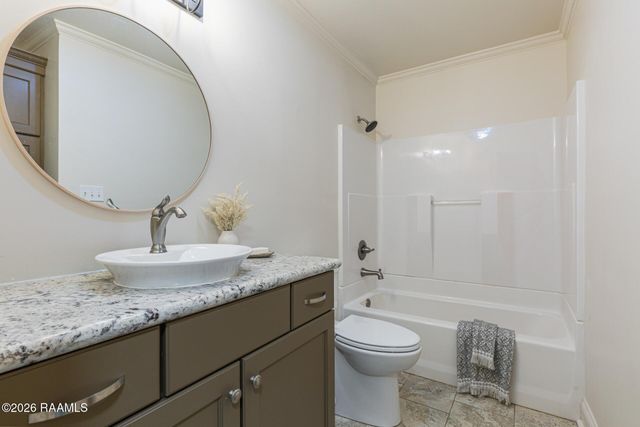 113 Weeks Drive, Youngsville, LA 70592