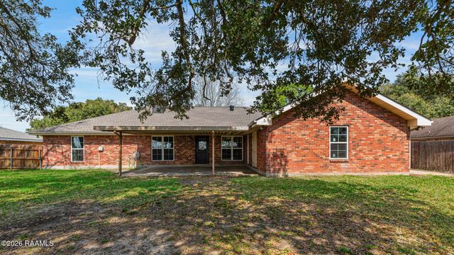 113 Weeks Drive, Youngsville, LA 70592