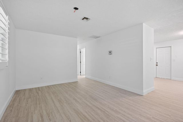 208 NE 14th Avenue, Pompano Beach, FL 33060