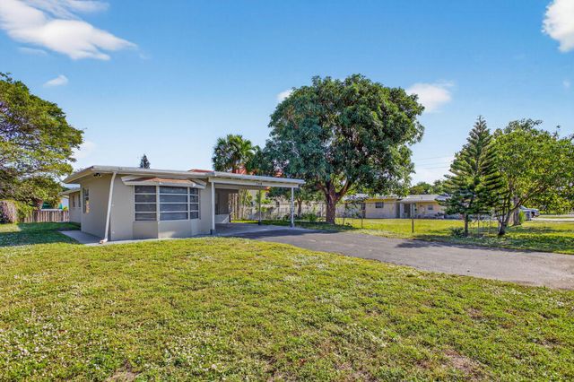 208 NE 14th Avenue, Pompano Beach, FL 33060