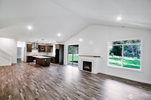 800 Barbara Lane, Centralia, WA 98531