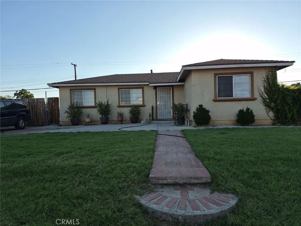 6013 Azurite Street, Jurupa Valley, CA 92509
