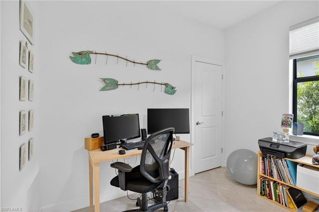 2174 Yellowfin CIR, Naples, FL 34114