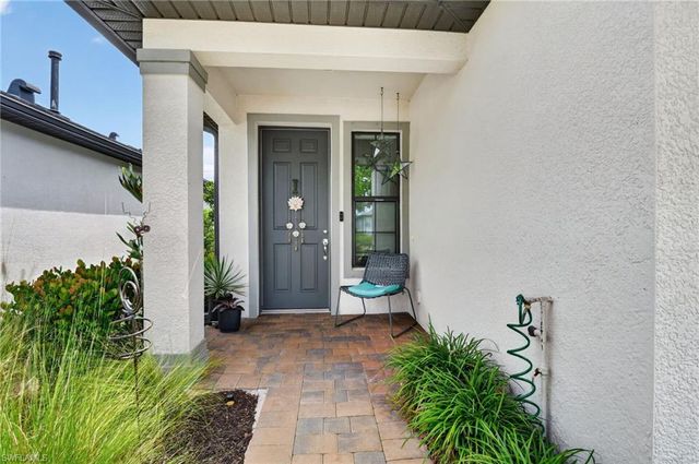 2174 Yellowfin CIR, Naples, FL 34114