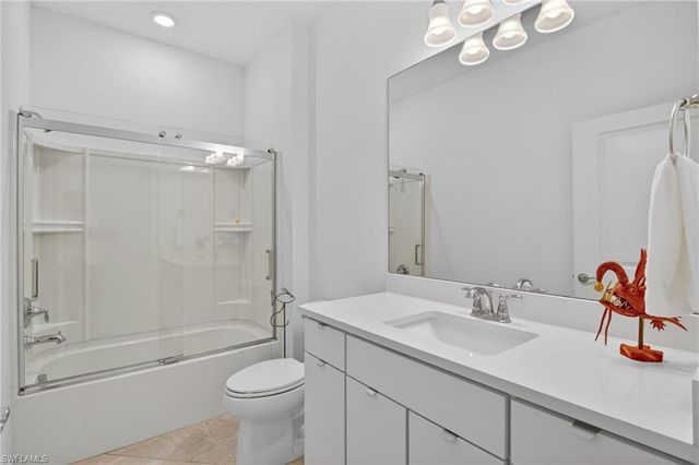 2174 Yellowfin CIR, Naples, FL 34114