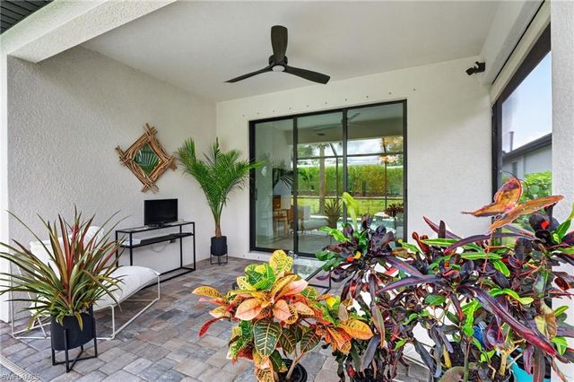 2174 Yellowfin CIR, Naples, FL 34114
