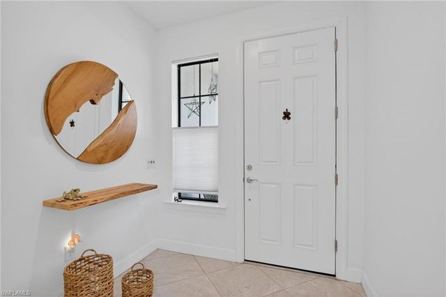 2174 Yellowfin CIR, Naples, FL 34114