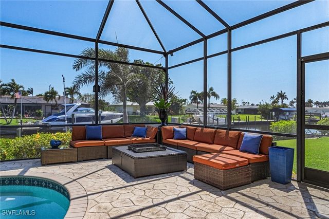 118 SW 51st TER, Cape Coral, FL 33914