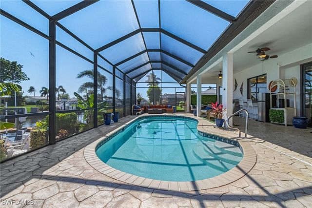 118 SW 51st TER, Cape Coral, FL 33914