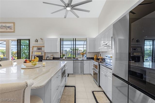 118 SW 51st TER, Cape Coral, FL 33914