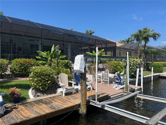 118 SW 51st TER, Cape Coral, FL 33914